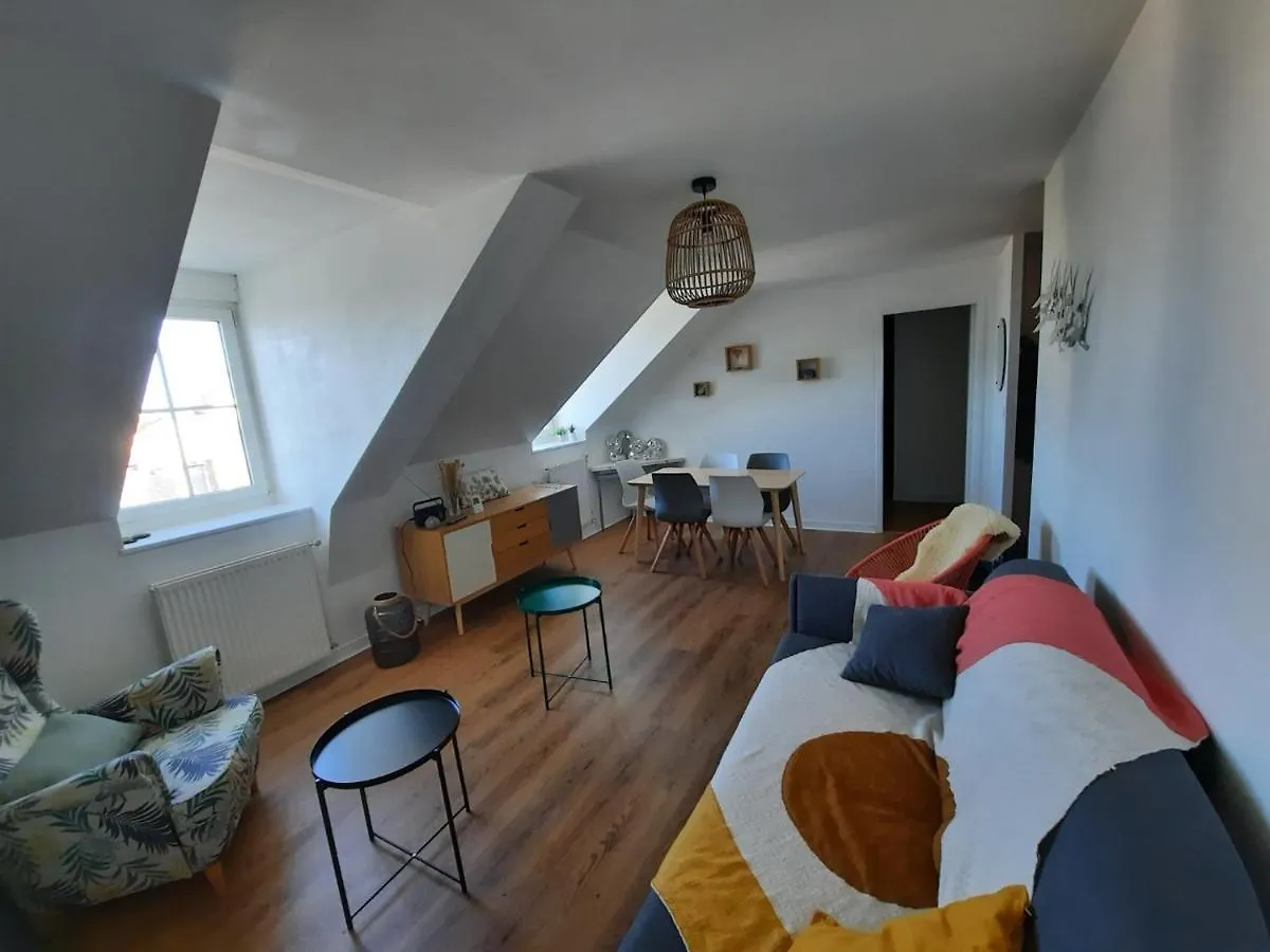Wesley Apartment Dinan 0*,  France