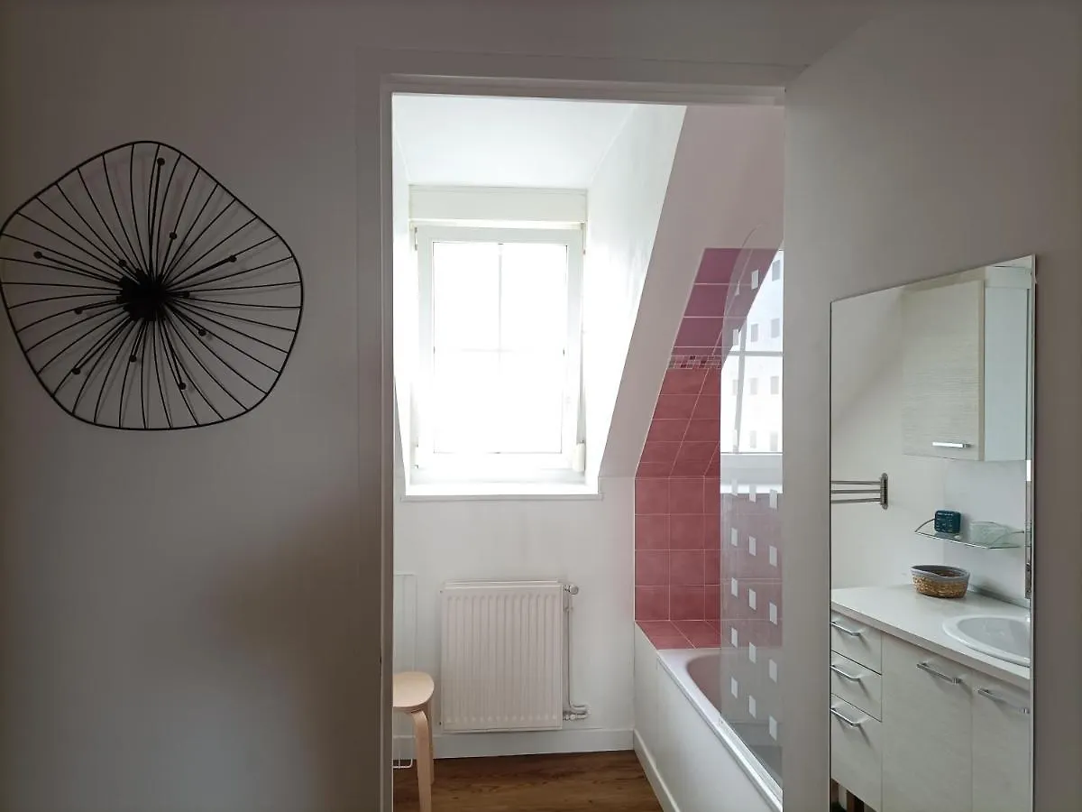 Wesley Apartment Dinan
