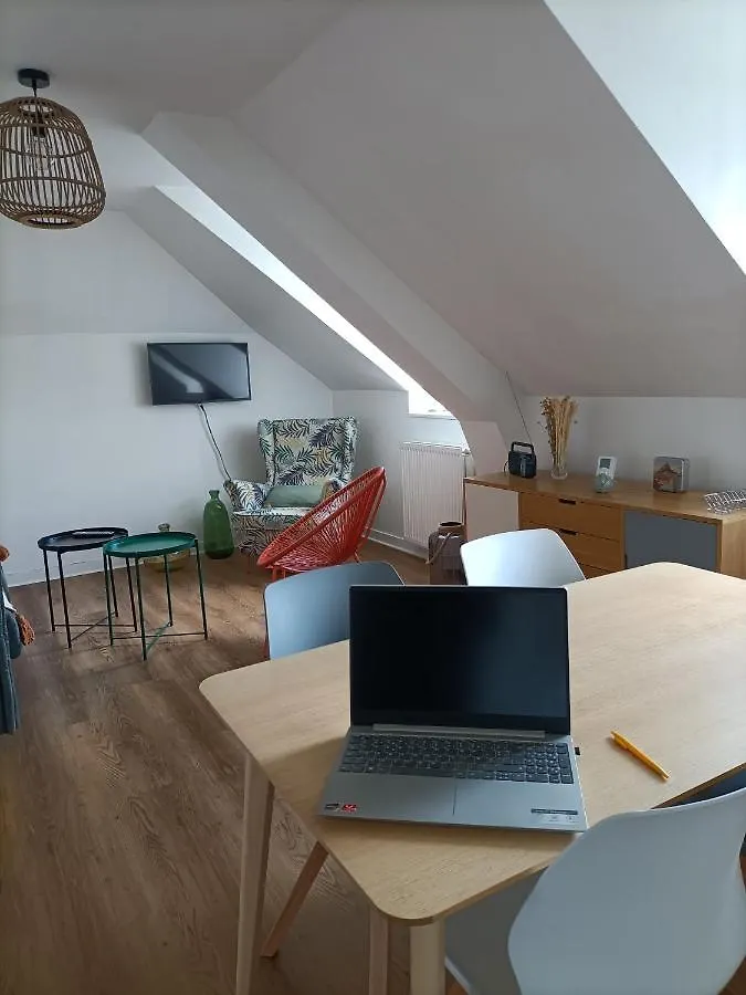 Wesley Apartment Dinan